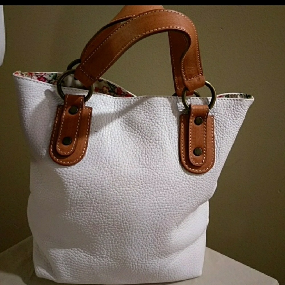 * Sold *Maurizio Tahiti Classic white Handbag - Picture 1 of 5